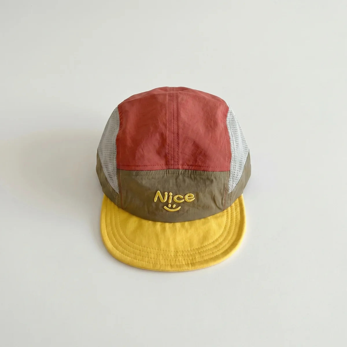 Mini Nice | Boné Infantil Ajustável, Leve e Confortável